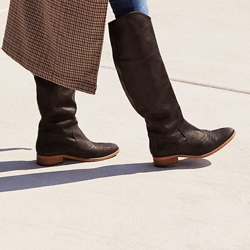 FREE PEOPLE JOSHUA BOOT    SIZE 40 EU NEW